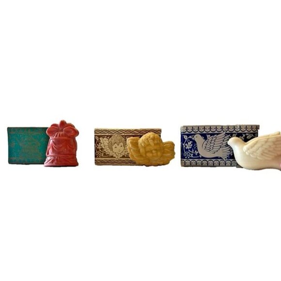 Vintage Lot‎ of 3 New Avon 1 oz GLISTENING HOLIDAY SOAP Dove Angel Bell Shaped - Picture 1 of 7